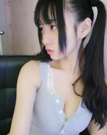 盒子里的猫