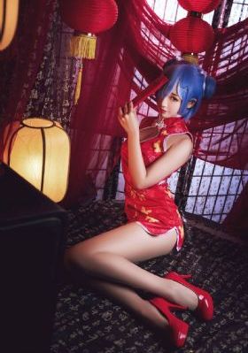 丰满的老女人的伦理